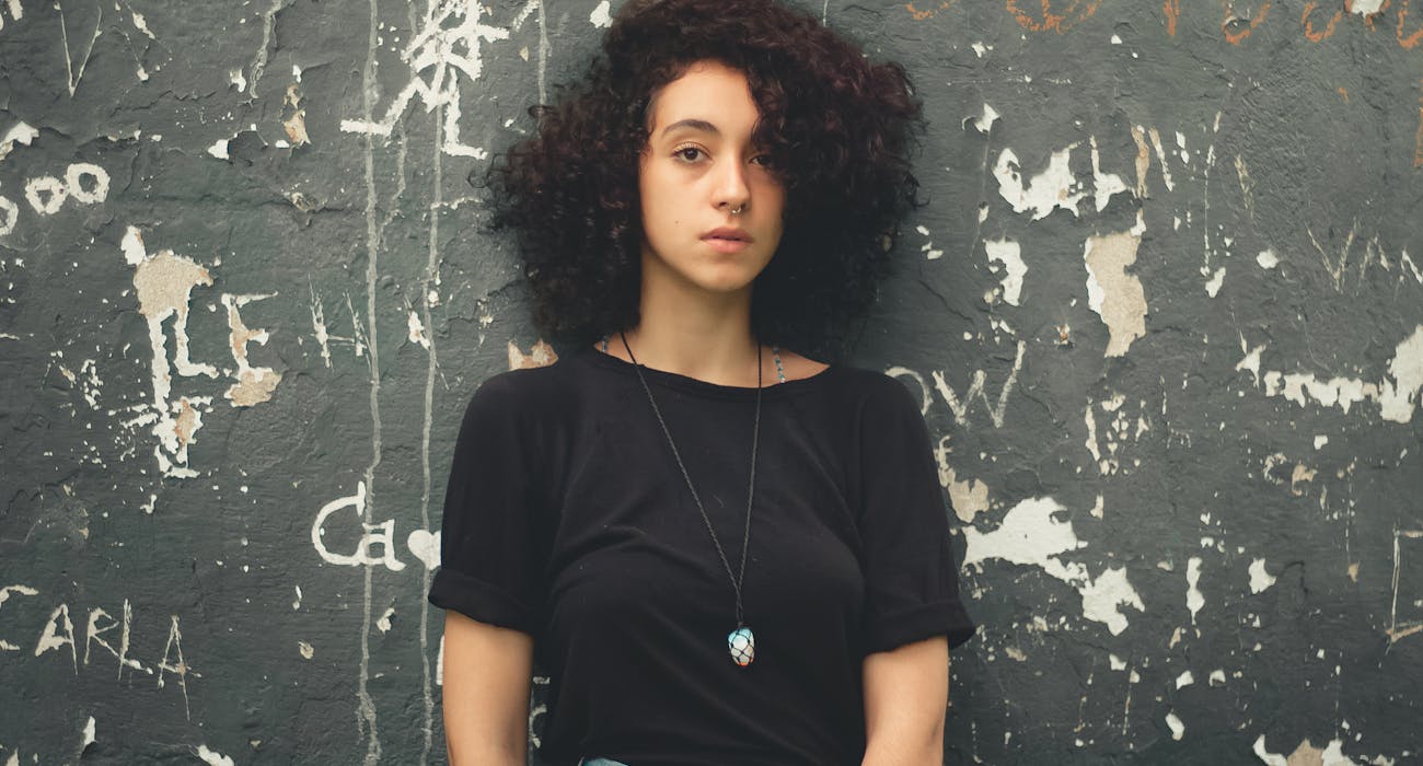 The Delegate Attitudes that A Girl Carry with Elegance & Grace